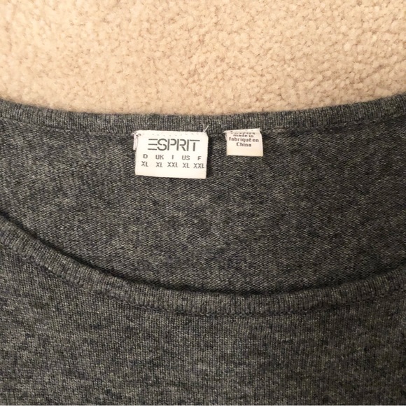 Esprit Gray Crew Neck Sweater with Ruffle Shoulder Detail - size XL - Picture 3 of 3